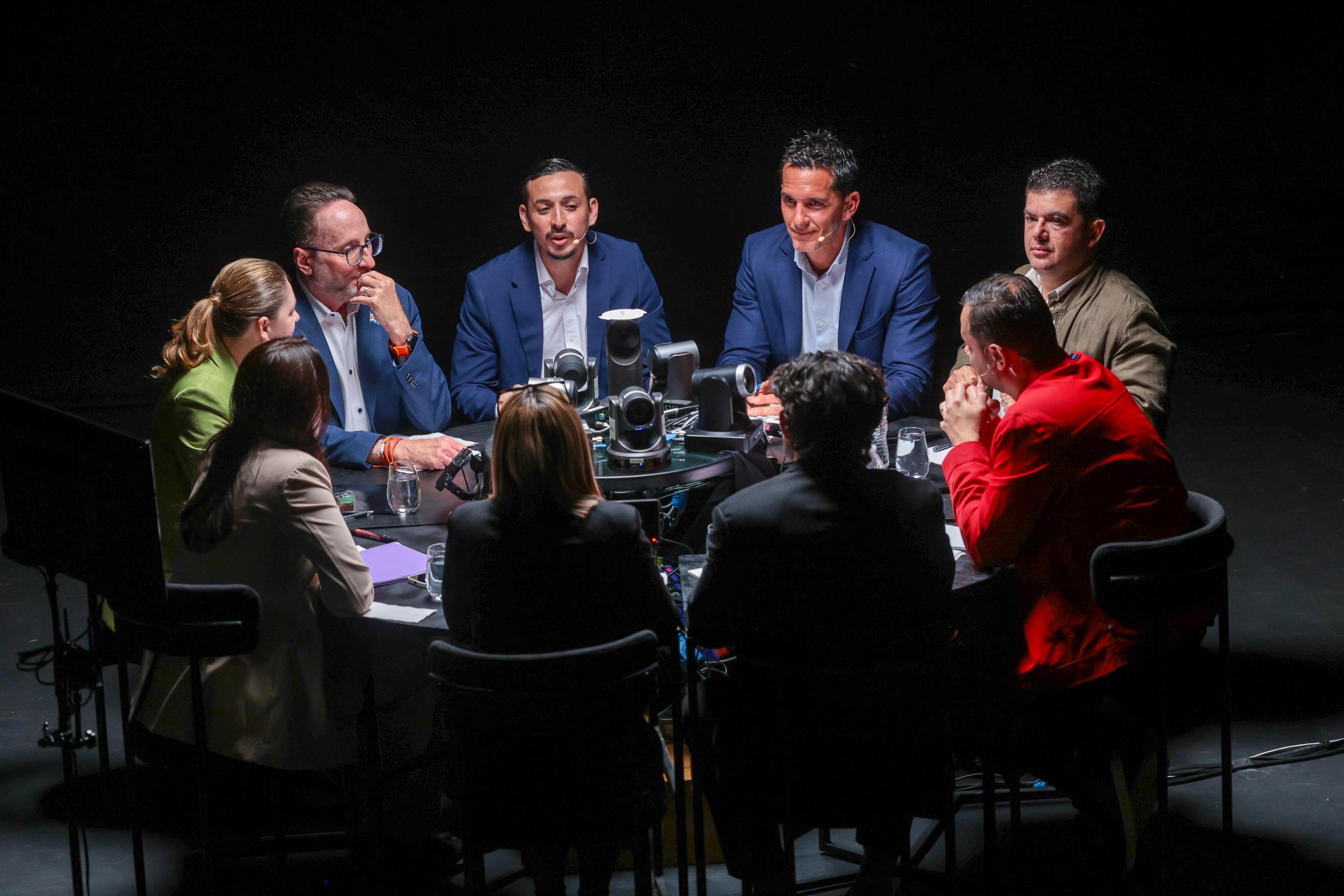 El Debate de No Pasa Nada levantó hasta  espíritus chocarrero : esto pasó en la singular mesa