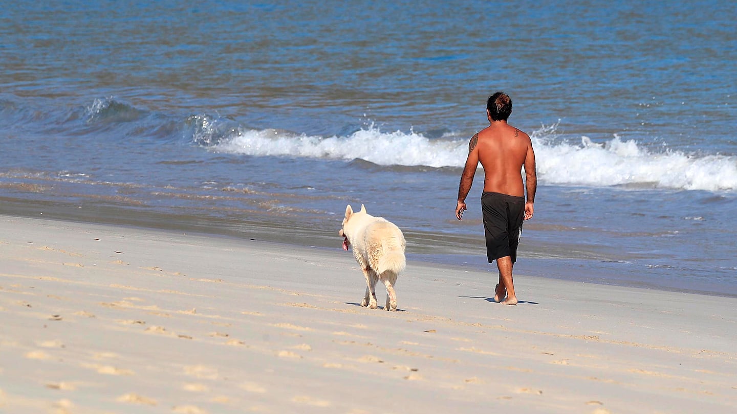 Calor, lluvia y vientos fuertes dominarán el clima este domingo en Costa Rica, advierte el IMN