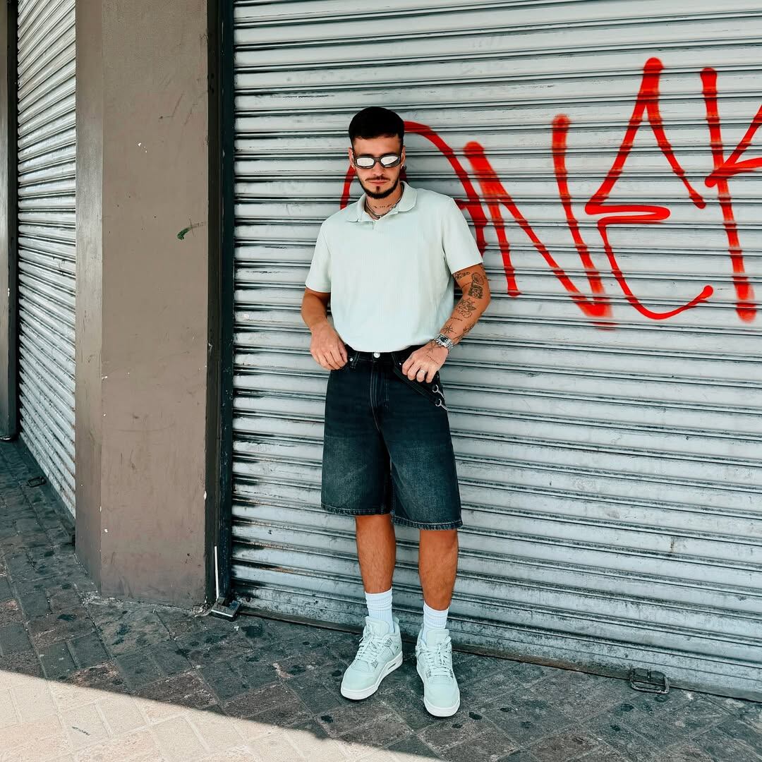 West Blanco visitó Costa Rica por primera vez y permaneció diez días en el país.