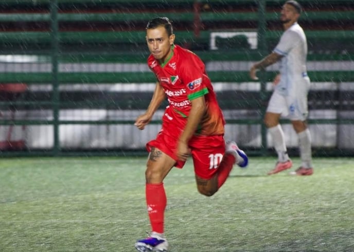 González