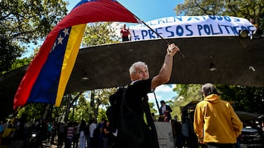 Venezuela avanza en histórica amnistía para ‘terrorismo’ y ‘traición’, delitos achacados a presos políticos