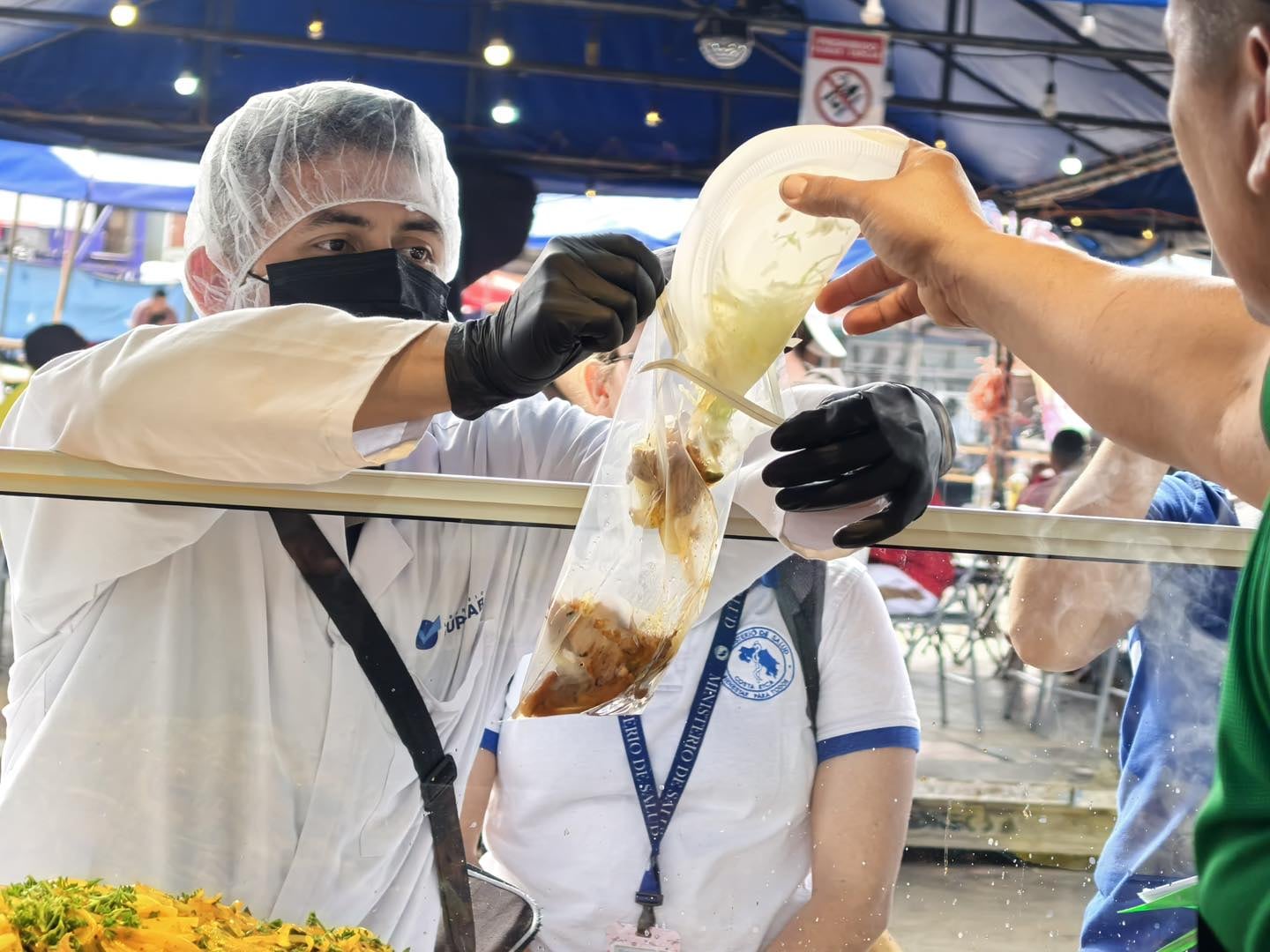 El Ministerio de Salud detectó bacterias en alimentos en las fiestas populares que se realizan en Zapote, Curridabat y Belén.