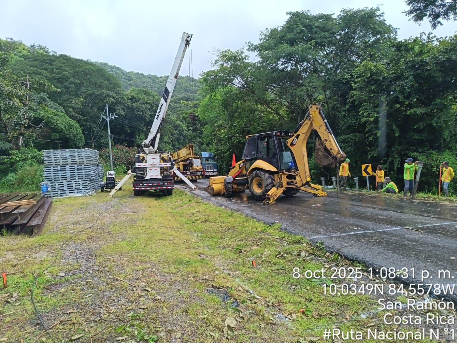 Puente bailey en Cambronero.
