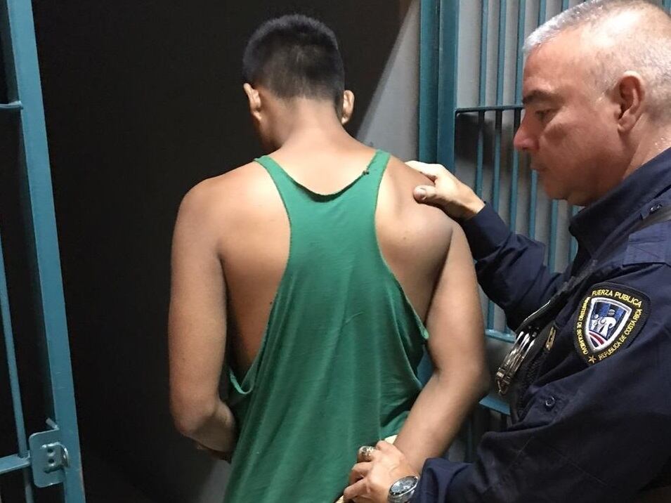 Detienen a sospechoso de disparar contra niño de 8 años luego de asaltar abastecedor en Corralillo de Cartago. Foto MSP