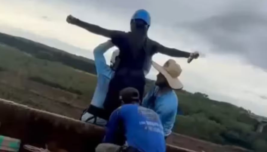 Mujer de 21 años murió en Brasil tras ser lanzada de bungee sin cuerda de seguridad