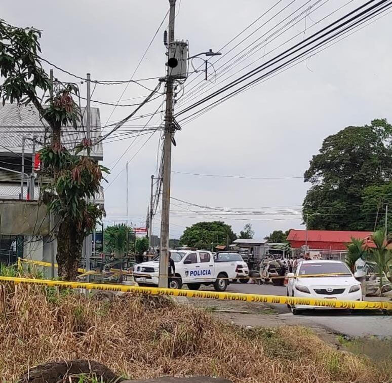 La tentativa de homicidio ocurrió frente escuela Nuevo Amanecer, en Pocora de Guácimo, Limón, el 17 de setiembre de 2024.