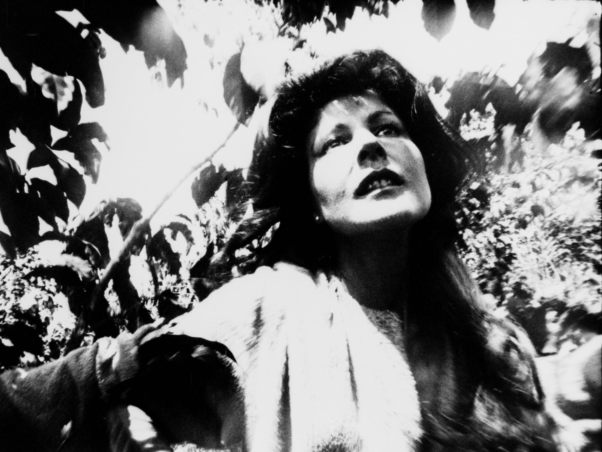 Fotograma de 'A propósito de la mujer', dirigido por Kitico Moreno para el Centro de Cine.