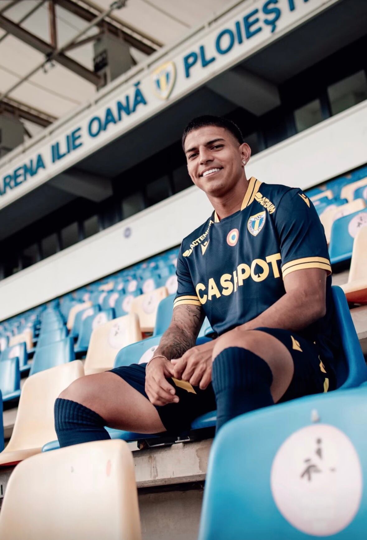 Alejandro Bran tiene la intención de hacer las cosas bien en Rumania, enfocado en el fútbol.