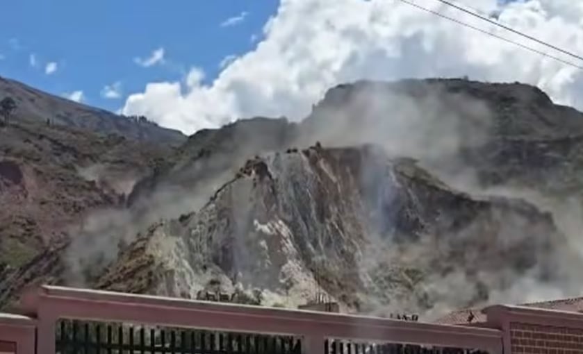 Desprendimiento de rocas en la región de Ayacucho, Perú.
