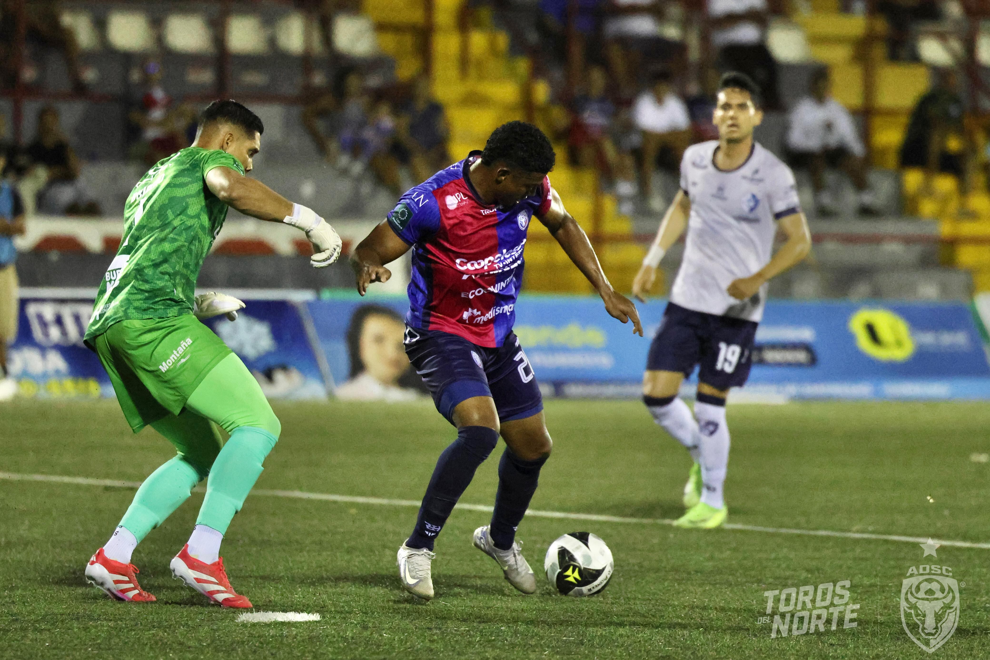 San Carlos vs- Cartaginés
Douglas López
Torneo Clausura 2025
16 de abril del 2025
Cortesía: San Carlos