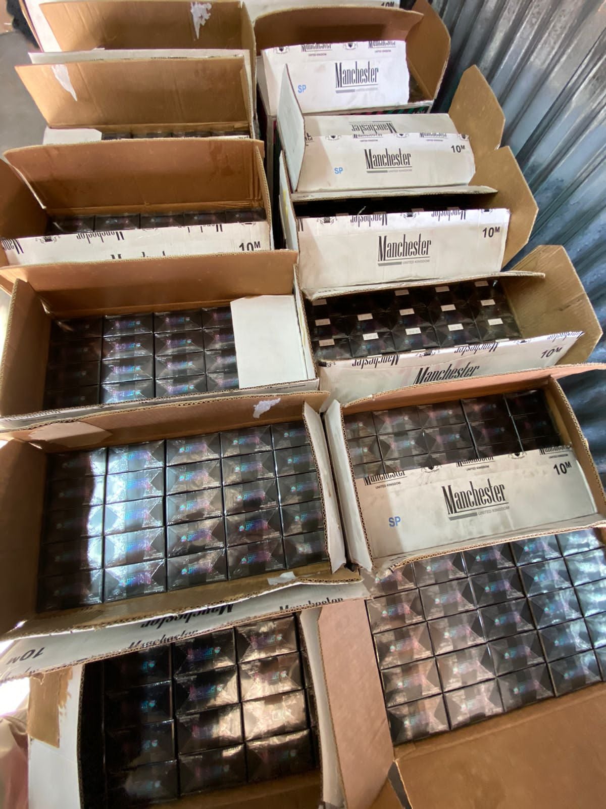 Detenidos sospechosos de contrabando. Foto OIJ.