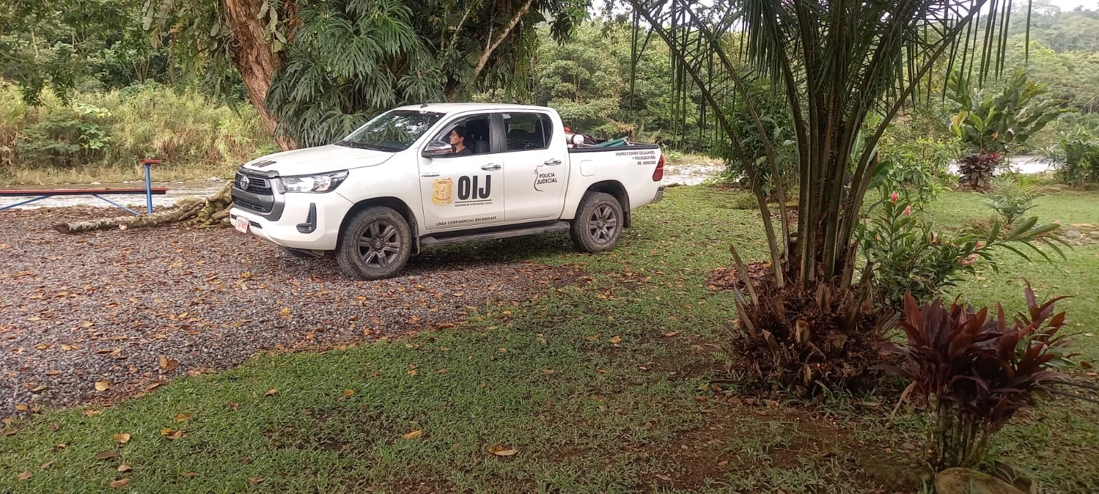 Los cuerpos de dos hermanos desaparecidos desde diciembre, fueron ubicados en dos fosas a la orilla del río Pejibaye en Tucurrique de Jiménez, Cartago.