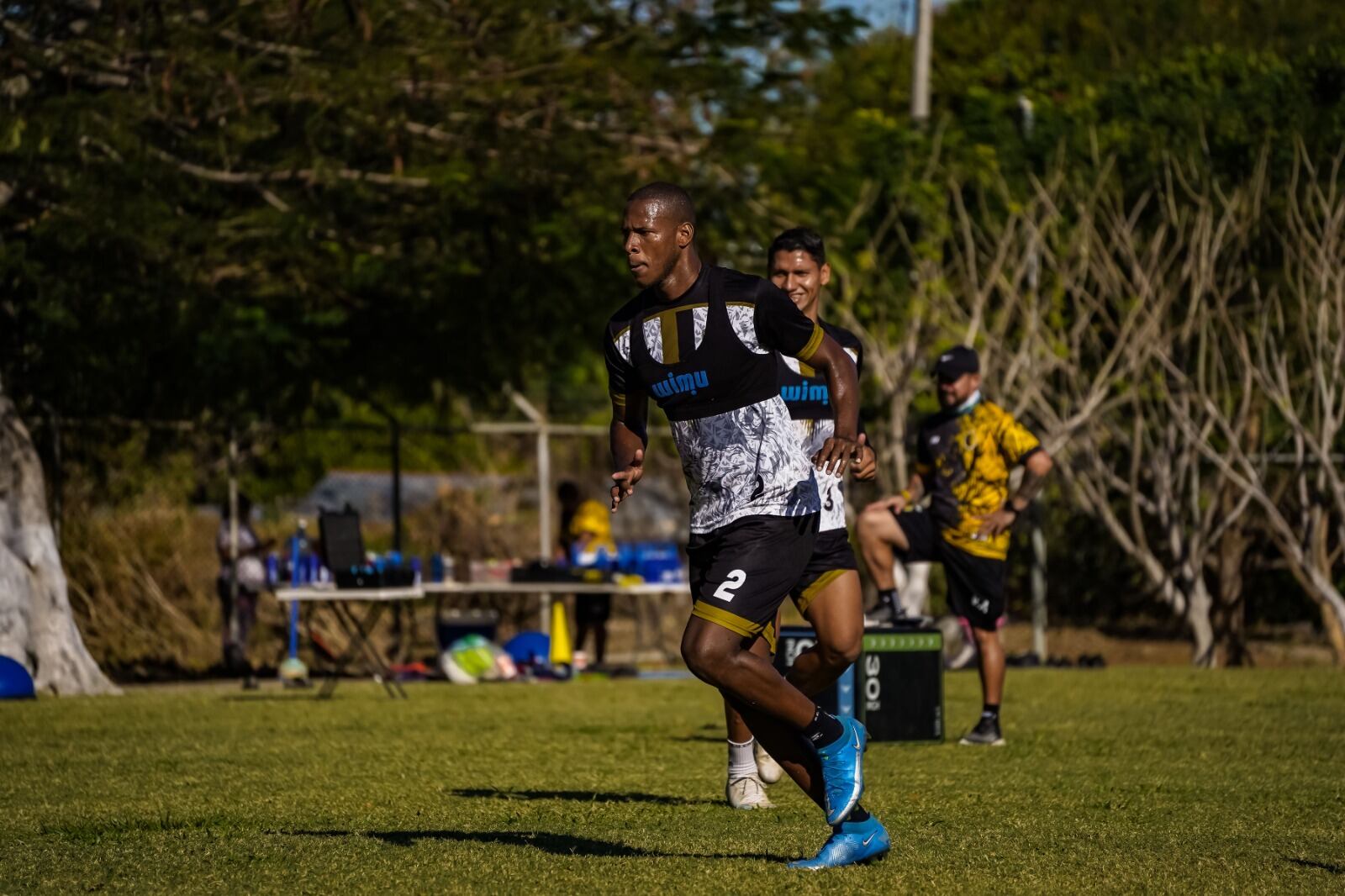 Elvis Mosquera
Colombiano
Defensor del Municipal Liberia
21 de marzo del 2024
Fotografía: Municipal Liberia