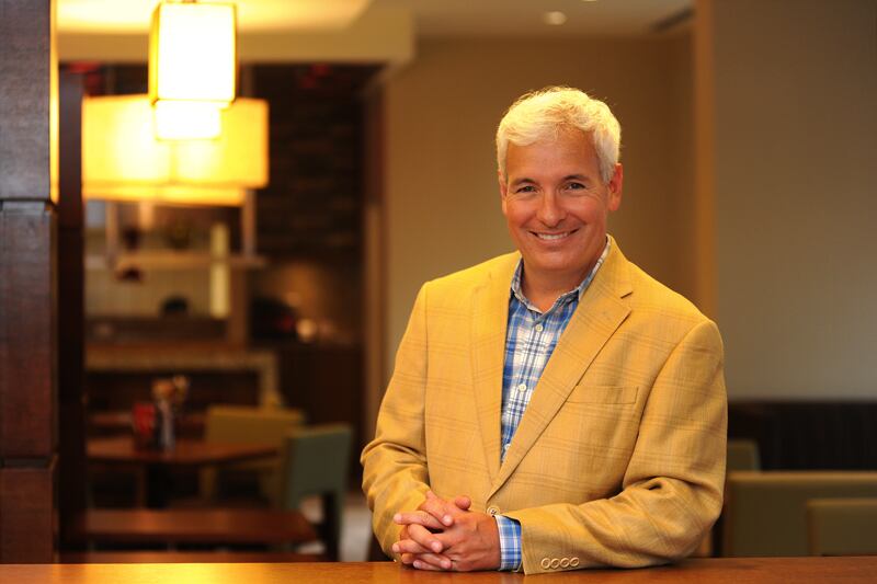 El expresentador de CNN en Español, el periodista mexicano Alberto Padilla, falleció la noche de este viernes 29 de agosto en un hospital de San José, Costa Rica, país en el que se radicó en los últimos cinco años.