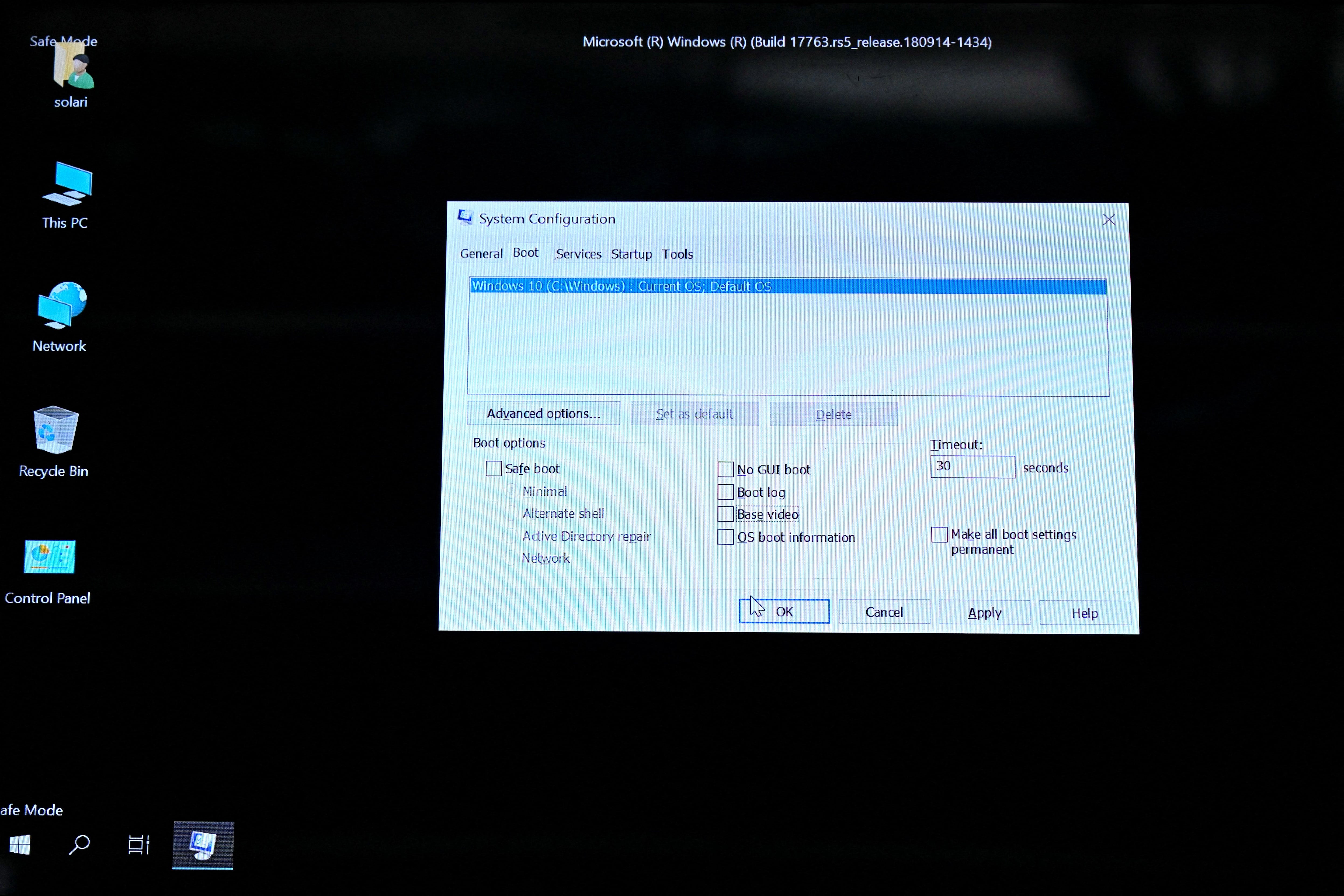 Un fallo informático global afectó aerolíneas, bancos y telecomunicaciones, causando problemas en aeropuertos y sistemas de ciberseguridad.