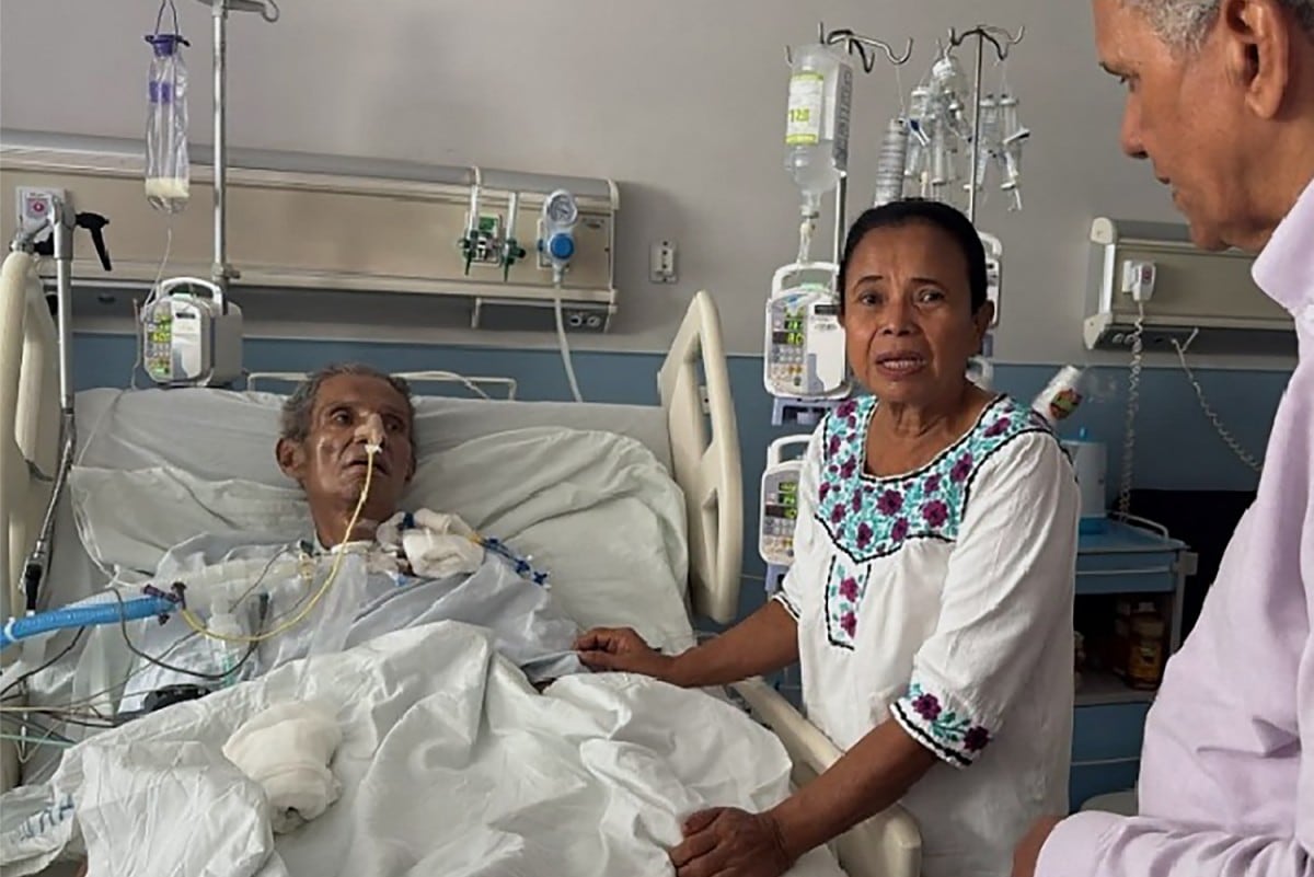 sta fotografía distribuida el 27 de mayo de 2026 por el medio oficial El 19 Digital muestra al preso político indígena Brooklyn Rivera acostado en una cama del hospital Fernando Vélez Paiz, en Managua; él está preso desde 2023.