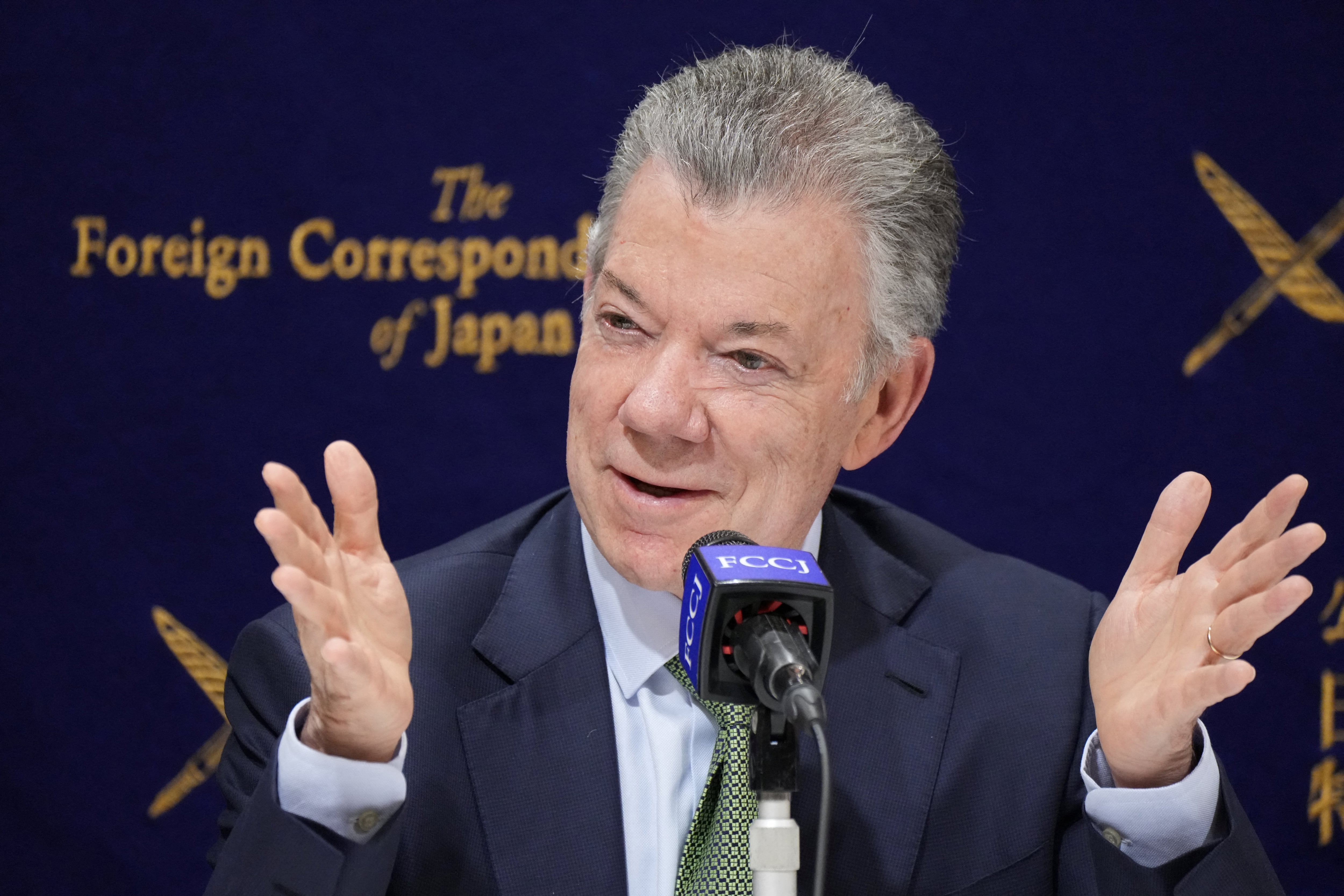 Expresidente y Nobel de la Paz de Colombia dice que detención de Maduro fue  ilegal  