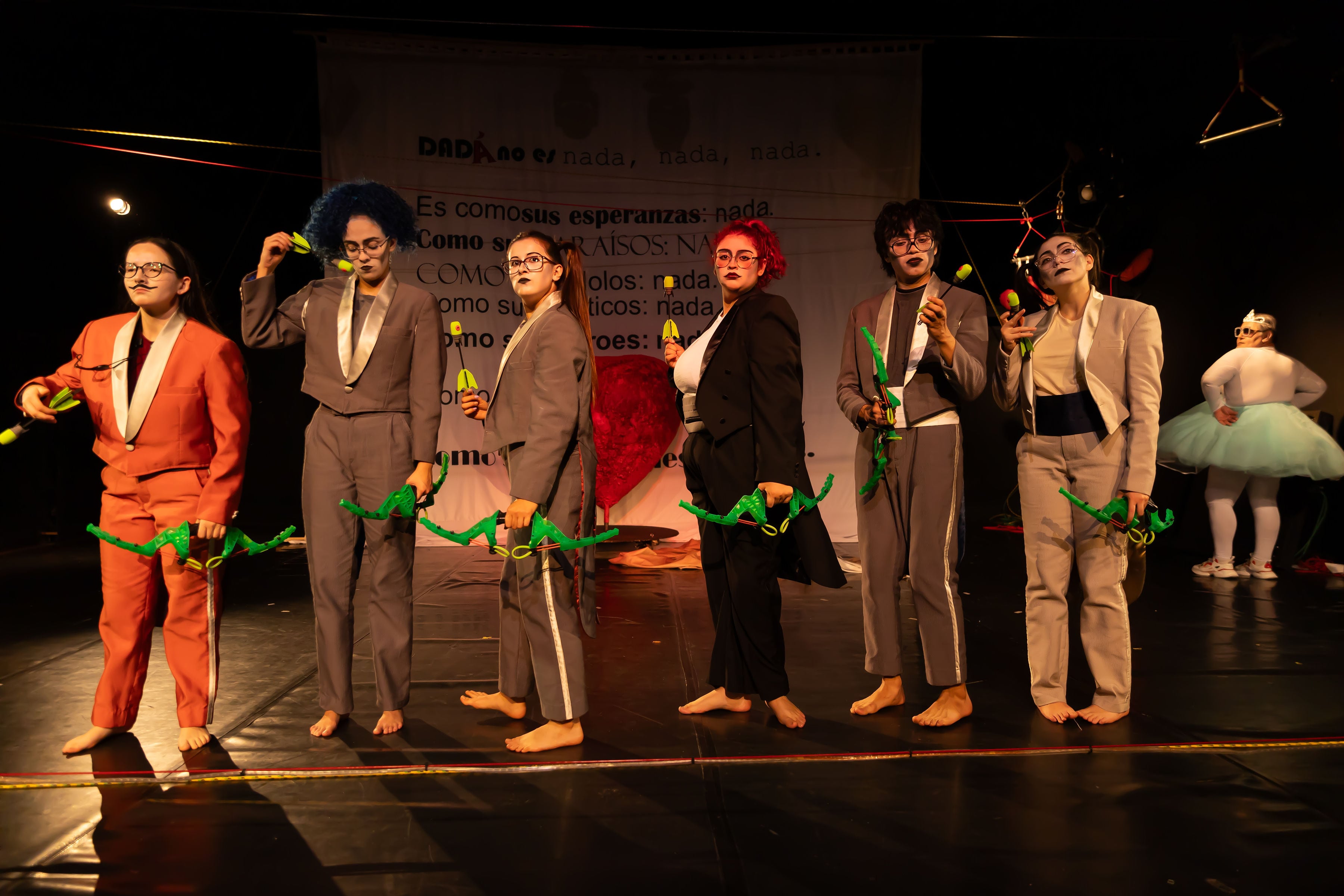 'Corazón Gaseado' integra el Lenguaje de Señas Costarricense en toda la obra, sin intérpretes externos.