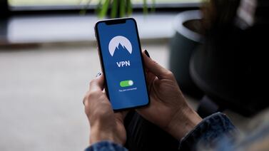 ¿Por qué cada vez más personas usan una VPN para navegar por Internet?