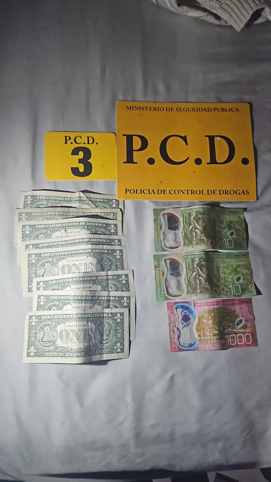 Tras allanamientos contra la banda los Gery autoridades policiales decomisaron múltiples dosis de drogas y dinero en efectivo.