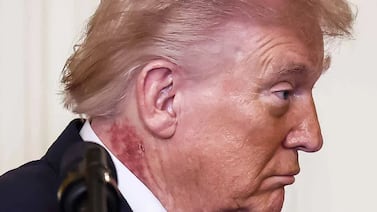 Gasolina más cara, empleo en caída y una ‘edad de oro’ que los estadounidenses no ven por ninguna parte