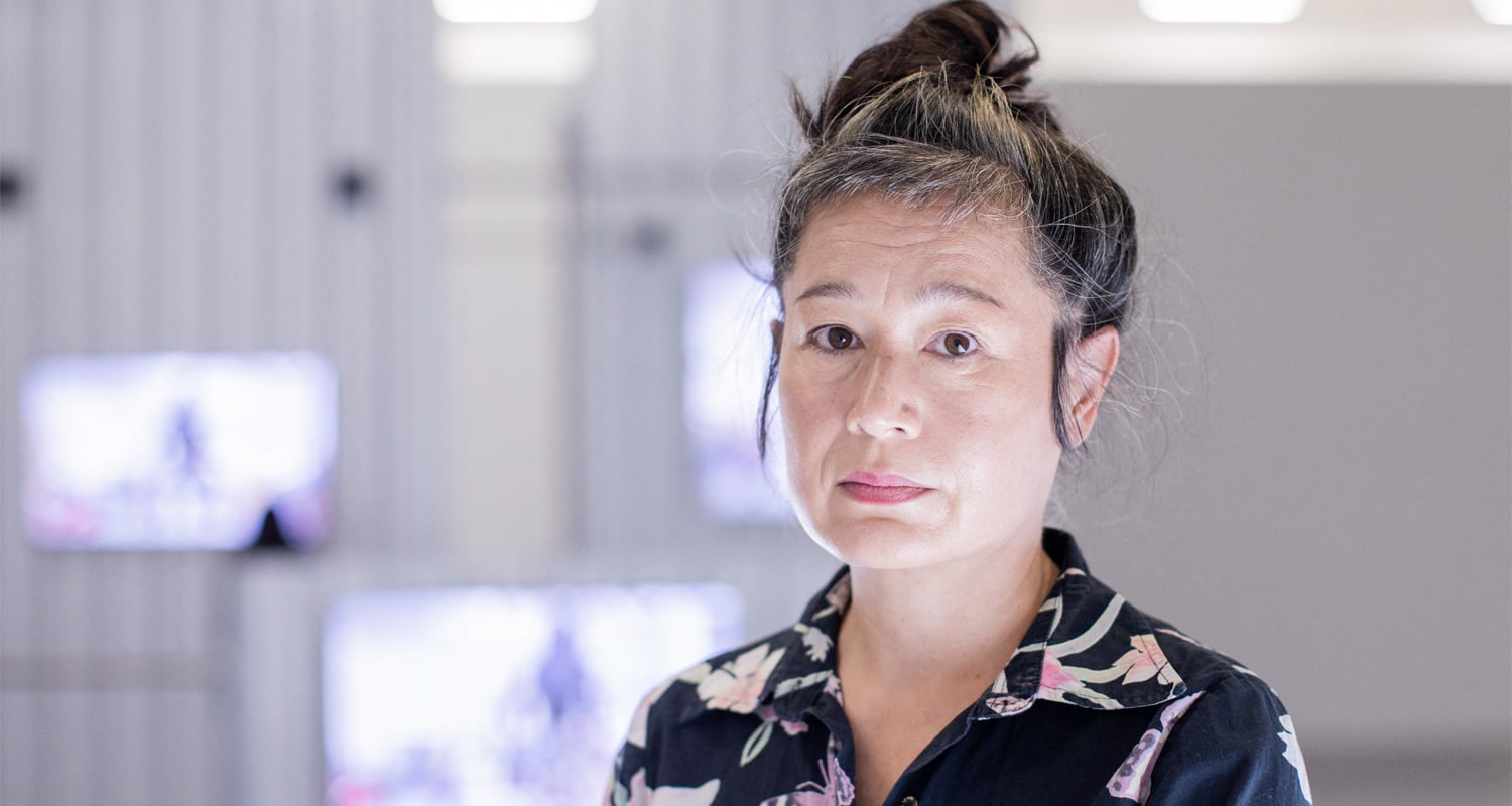 La artista alemana Hito Steyerl examina la producción contemporánea de las imágenes.