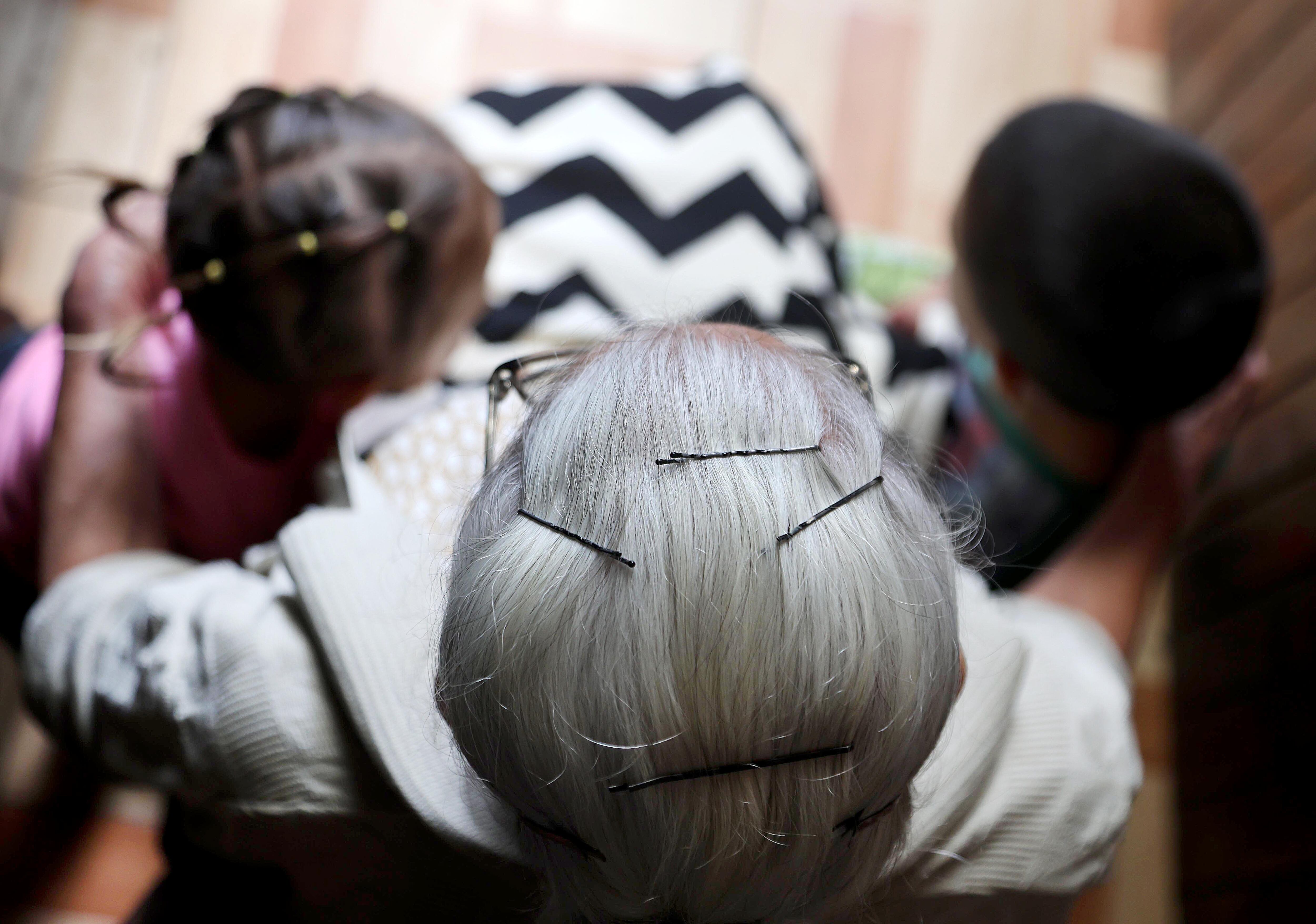 06/04/2024 FOTOS CONCEPTUALES para el tema de niños huérfanos, a cargo de la abuelita, porque su mamá fue víctima de femicidio. Foto: Rafael Pacheco Granados