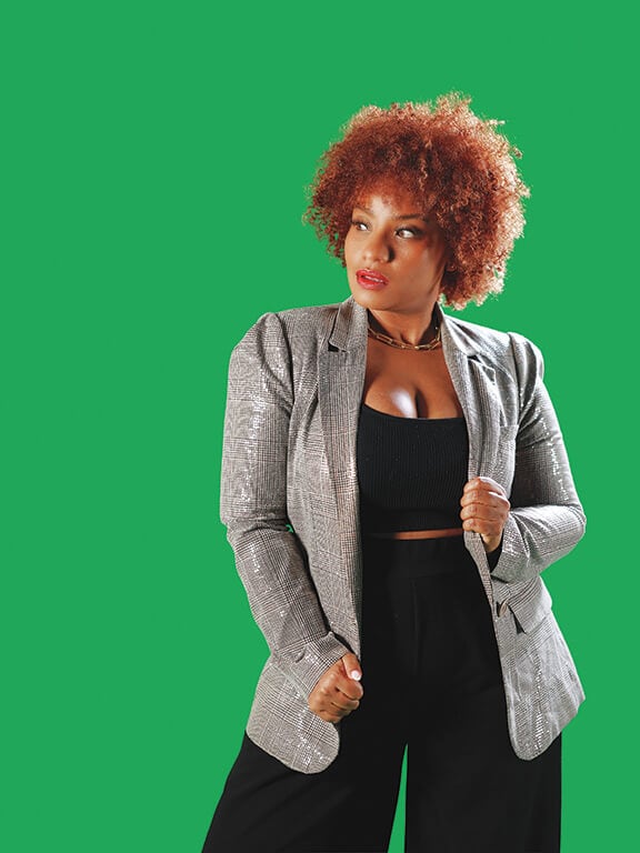 Rose Davis, en la portada de Perfil agosto 2026