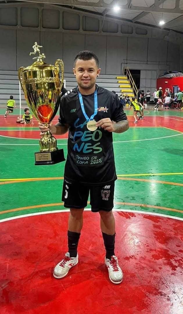 Keybin Céspedes Alvarado
Jugador de futsal
Falleció a los 29 años
1 de marzo del 2026
Facebook de Orotina