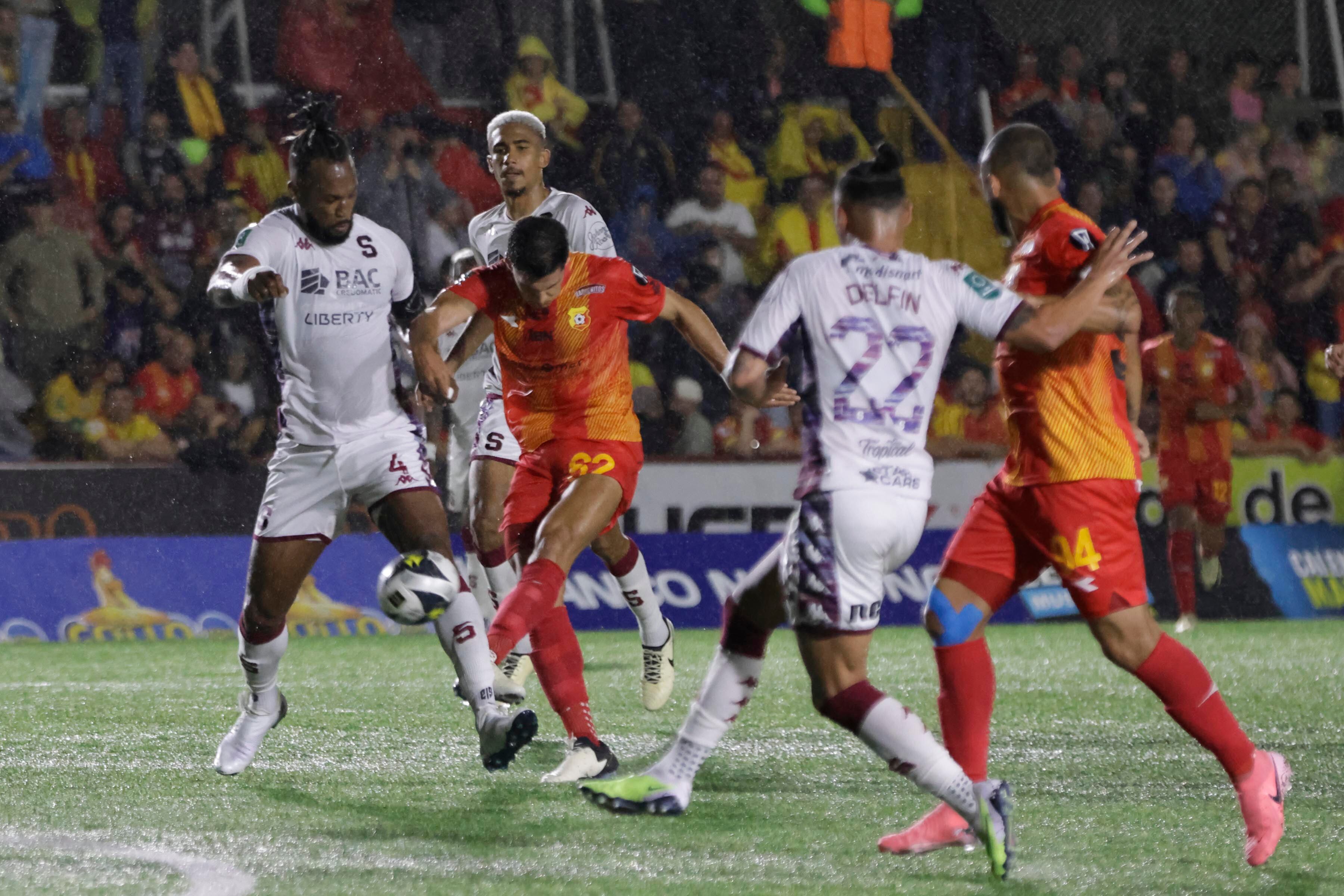 Herediano vs Saprissa