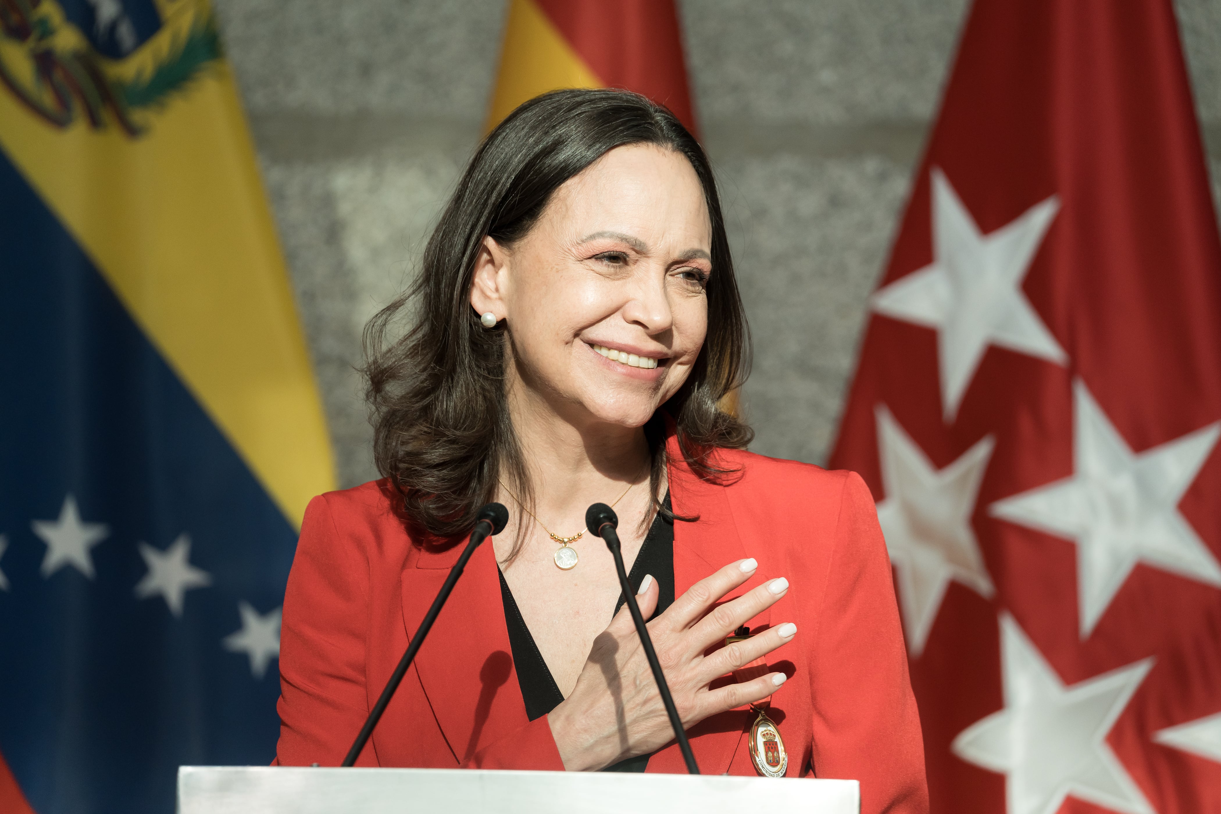 (ARCHIVO) La líder opositora venezolana y Premio Nobel de la Paz 2025, María Corina Machado, durante la ceremonia de entrega de la Medalla de Oro de la Madrid.