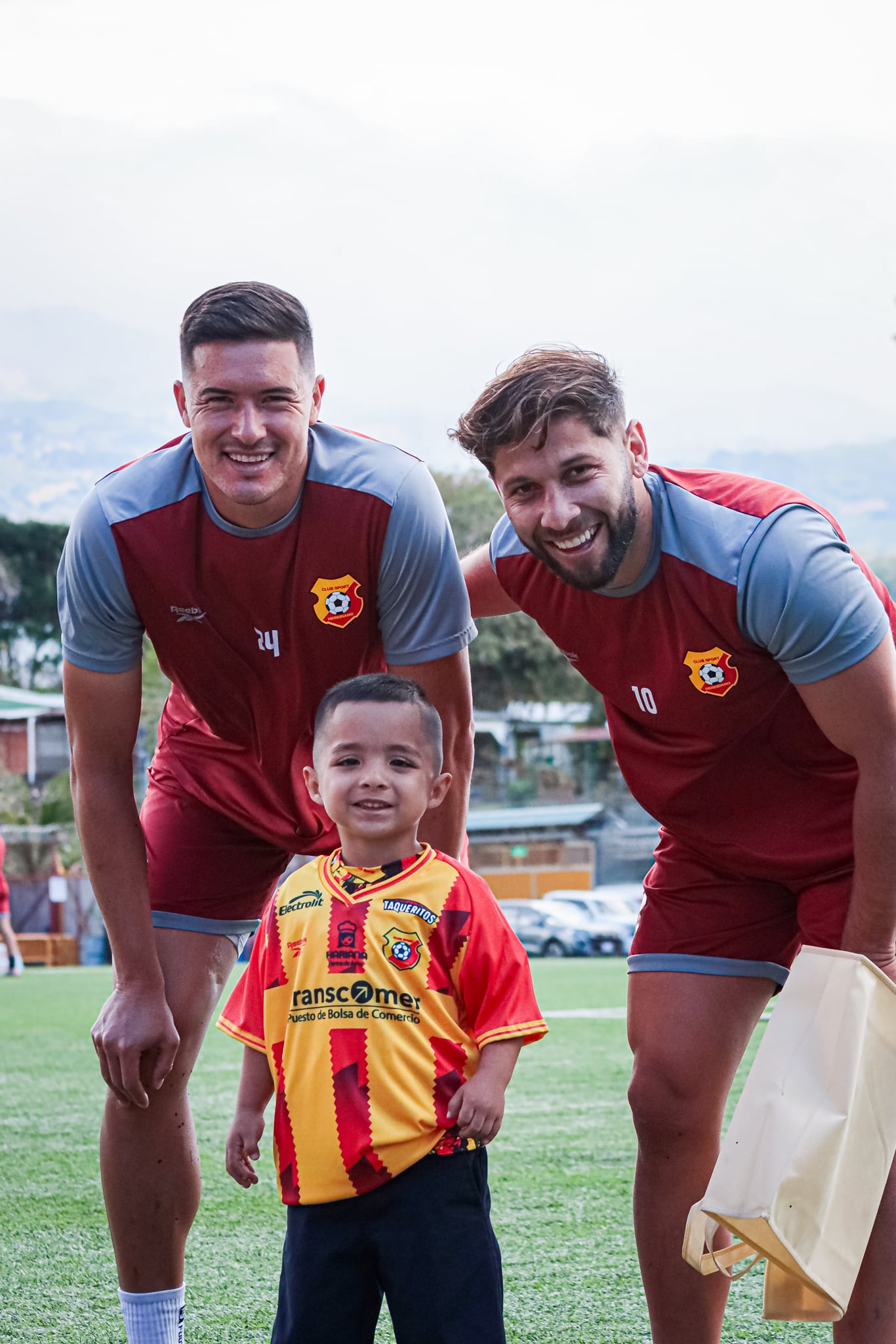 Zabdiel Matarrita Mejía
Niño de cuatro años aficionado al Herediano
Sergio Rodríguez
Elías Aguilar
24 de febrero del 2026
Cortesía: Club Sport Herediano