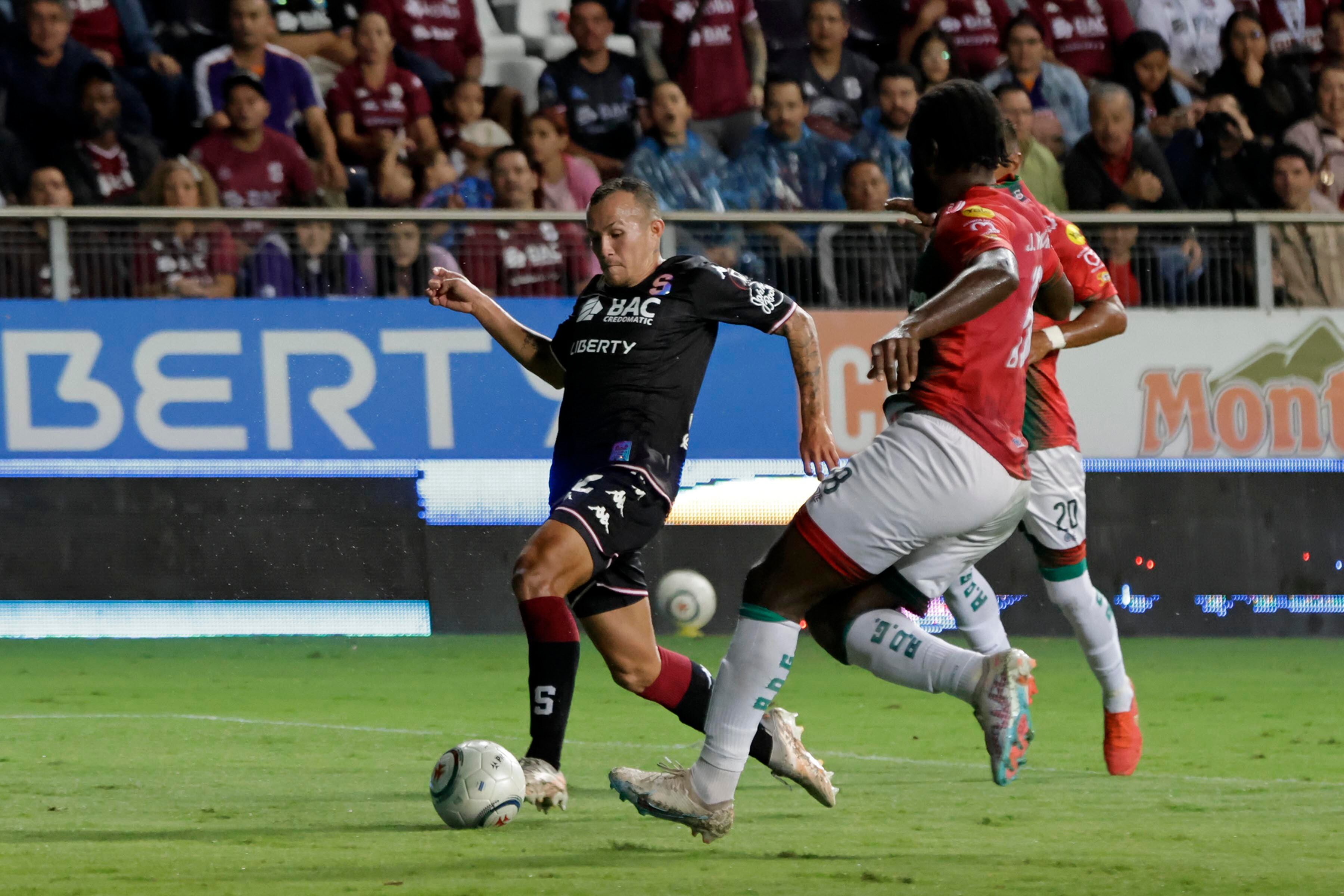 01/10/2023. Estadio Ricardo Saprissa Aymá, Tibás. Hora: 06:00 p.m. Partido de la Jornada 13 del Torneo de Apertura 2023 disputado entre el Deportivo Saprissa y la Asociación Deportiva Guanacasteca en el Estadio Ricardo Saprissa Aymá , Tibás. Fotos: Mayela López