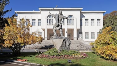 Palacio histórico de Teherán resultó dañado por bombardeos