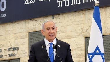 Netanyahu dice que Israel tiene control ‘casi total’ del espacio aéreo de Teherán y promete continuidad de los ataques