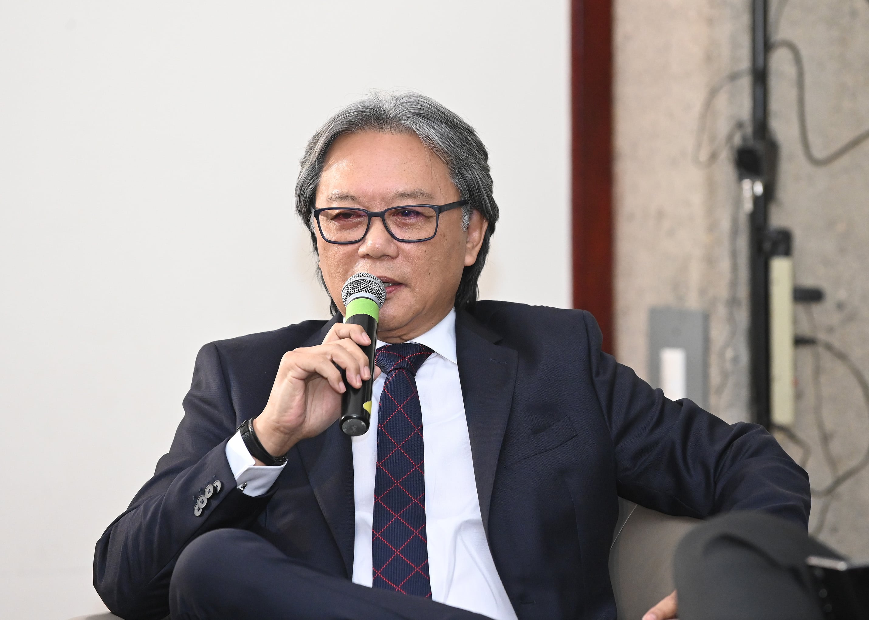 Eduardo Li presenta libro Futbol:.