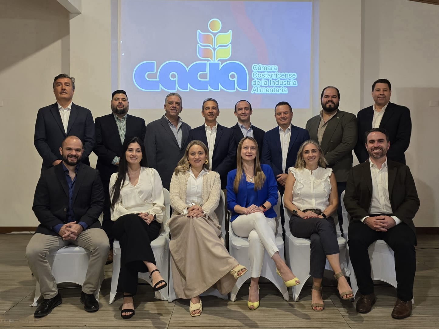 El nuevo presidente estará acompañado por una junta directiva para el periodo 2024-2026, conformada por representantes de distintas empresas del sector.