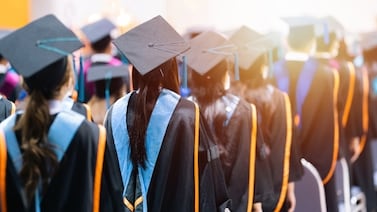 Entre un 22% y 47% de profesionales graduados de 13 carreras de universidades privadas no trabajan en lo que estudiaron