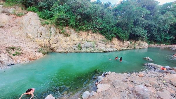 Poza de archilla. (Foto: Pablo Gonzales-Recorriendo Costa Rica)