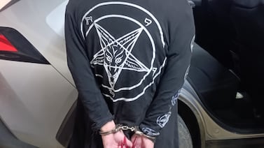 Luciferina es sospechosa de asesinar a puñaladas a indigente