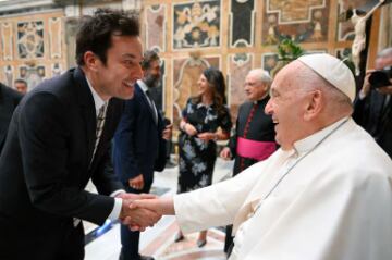 Papa Francisco con Jimmy Fallon.