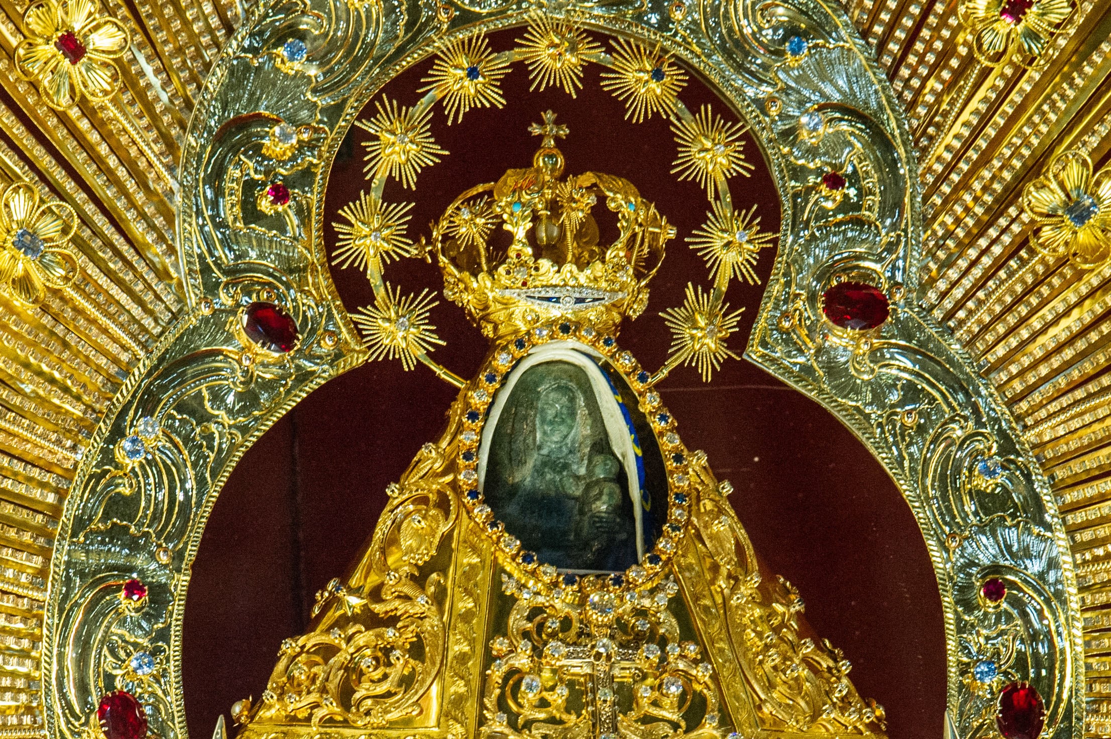 20/04/2026 Cartago, Basílica de los Angeles, Conmemoración del Centenario de la Coronación Pontificia de la imagen de Nuestra Señora de los Angeles, Patrona de Costa Rica, 1926 - 2026, entrevista con Pbro Ricardo Cerdas Guntanis, fotografía: Marvin Caravaca.