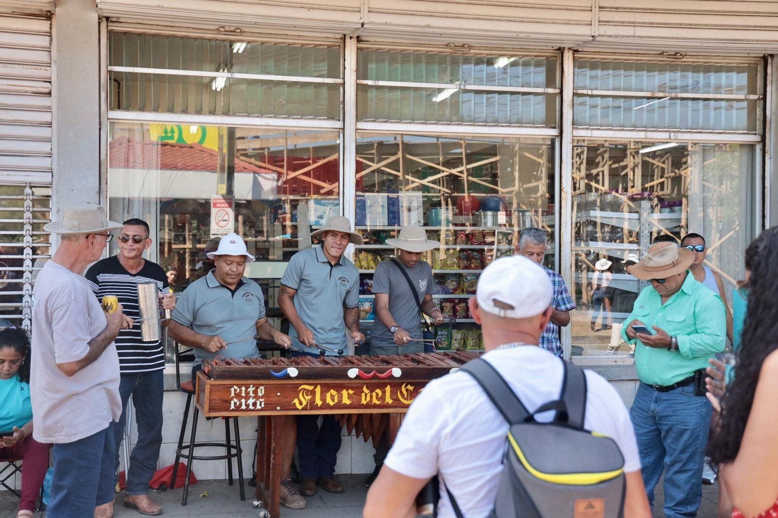 18/01/2024/ Con gran participación de caballistas y turistas se realizó el tope de Santa Cruz en Guanacaste / Foto Alonso Tenorio