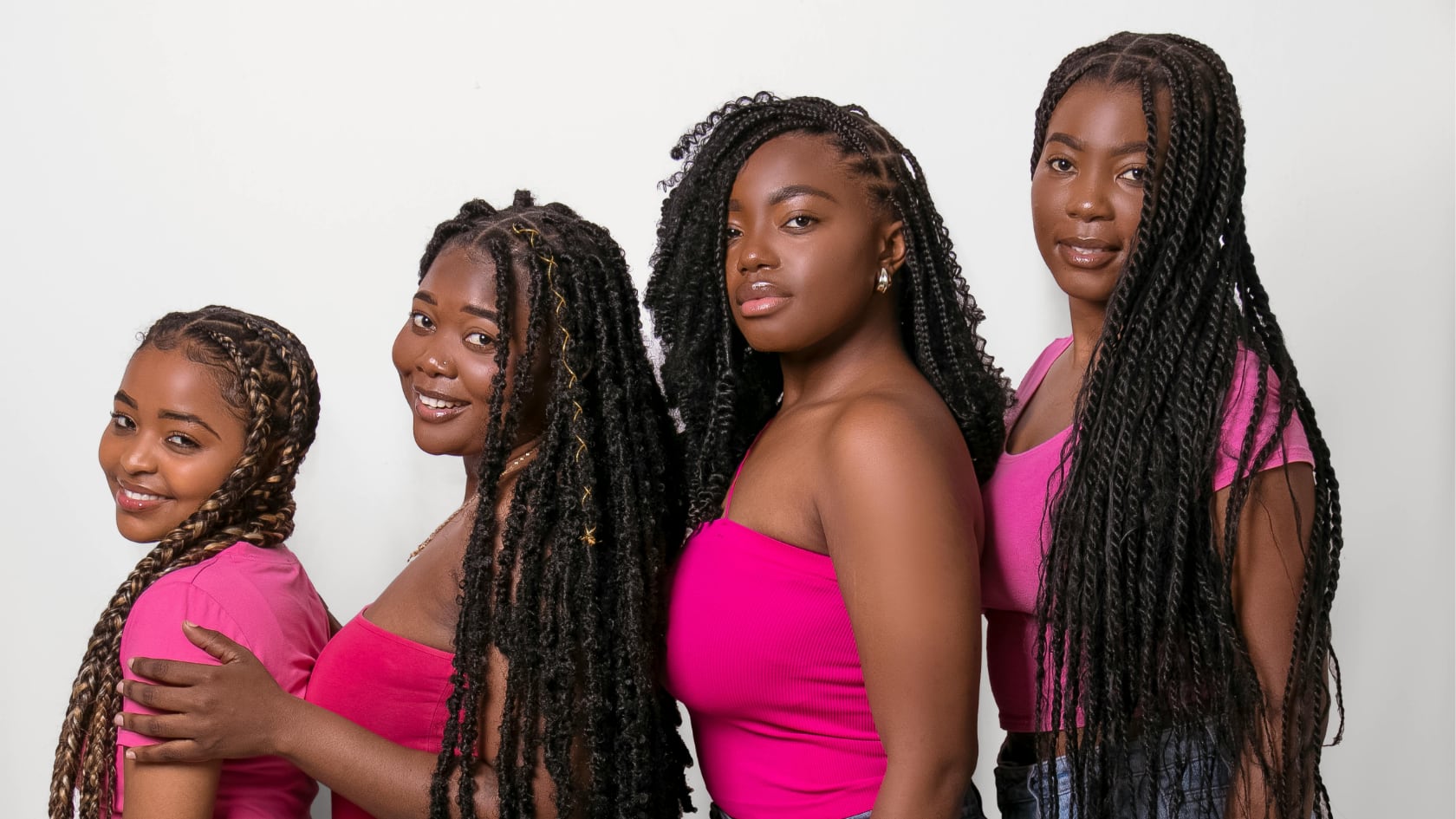 Meta AI permite modificar imágenes desde chats, con opciones para añadir, eliminar o animar elementos mediante inteligencia artificial.