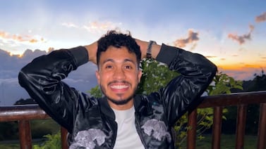 Araya Vlogs recibió ‘regaños’ y generó polémica al probar nuevo oficio: vea lo que pasó