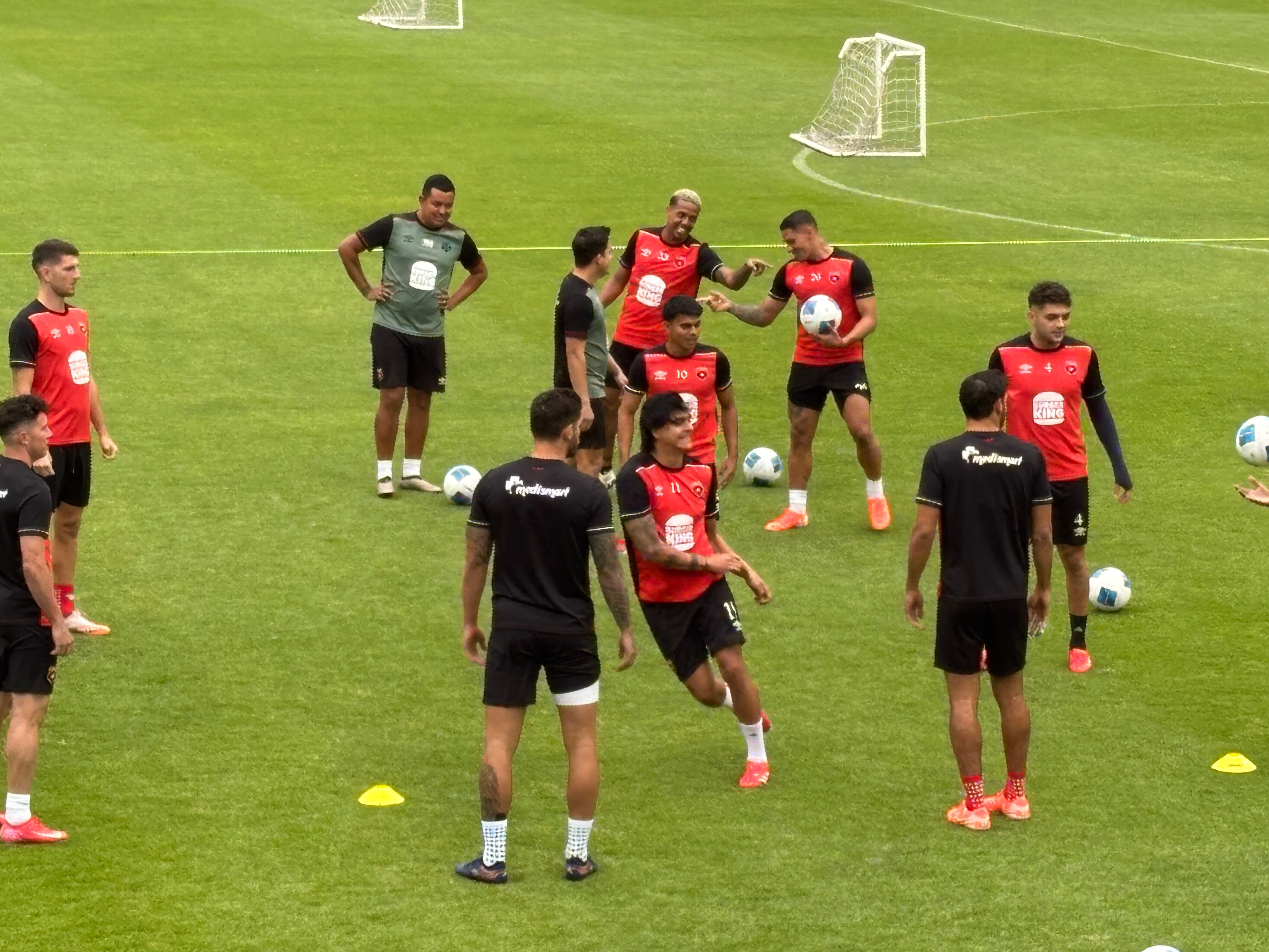 Liga Deportiva Alajuelense afina detalles para su primer partido contra Pumas, en octavos de final de la Copa de Campeones de Concacaf.