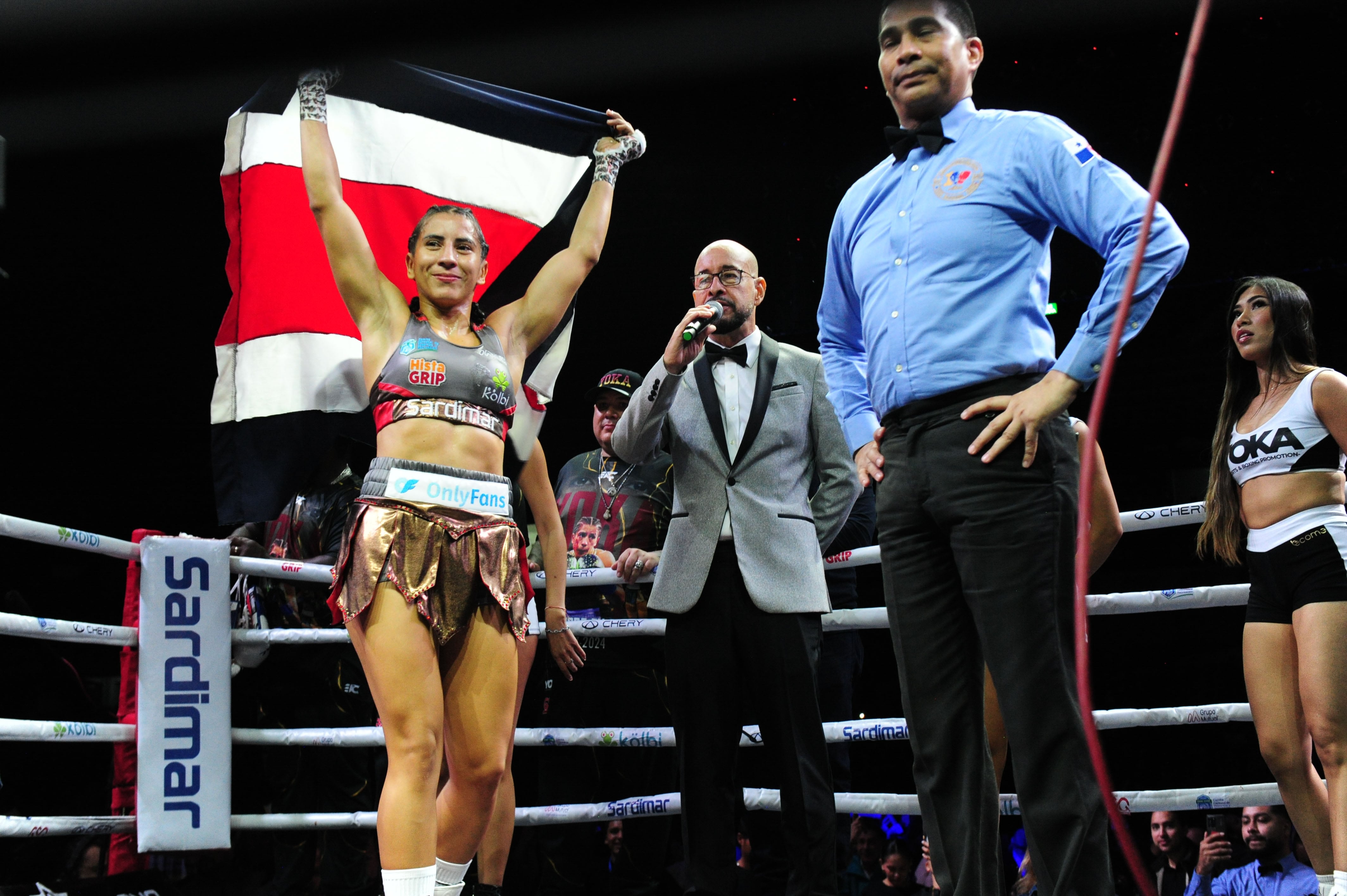 Yokasta Valle vs Ramandeep Kaur.