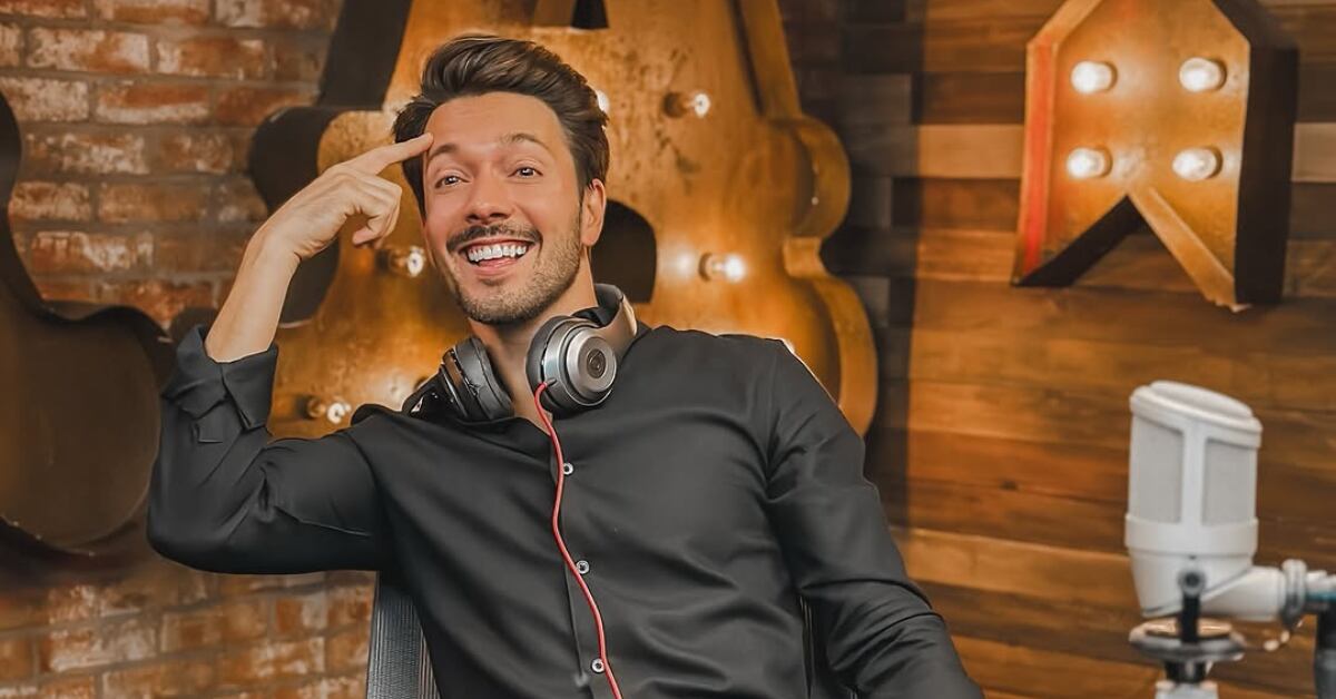 Roger González destacó que Costa Rica no tiene ejército y elogió su sistema educativo.