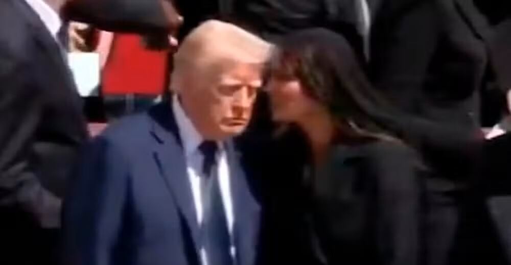 Melania Trump evita error diplomático de Donald Trump en velorio del papa Francisco