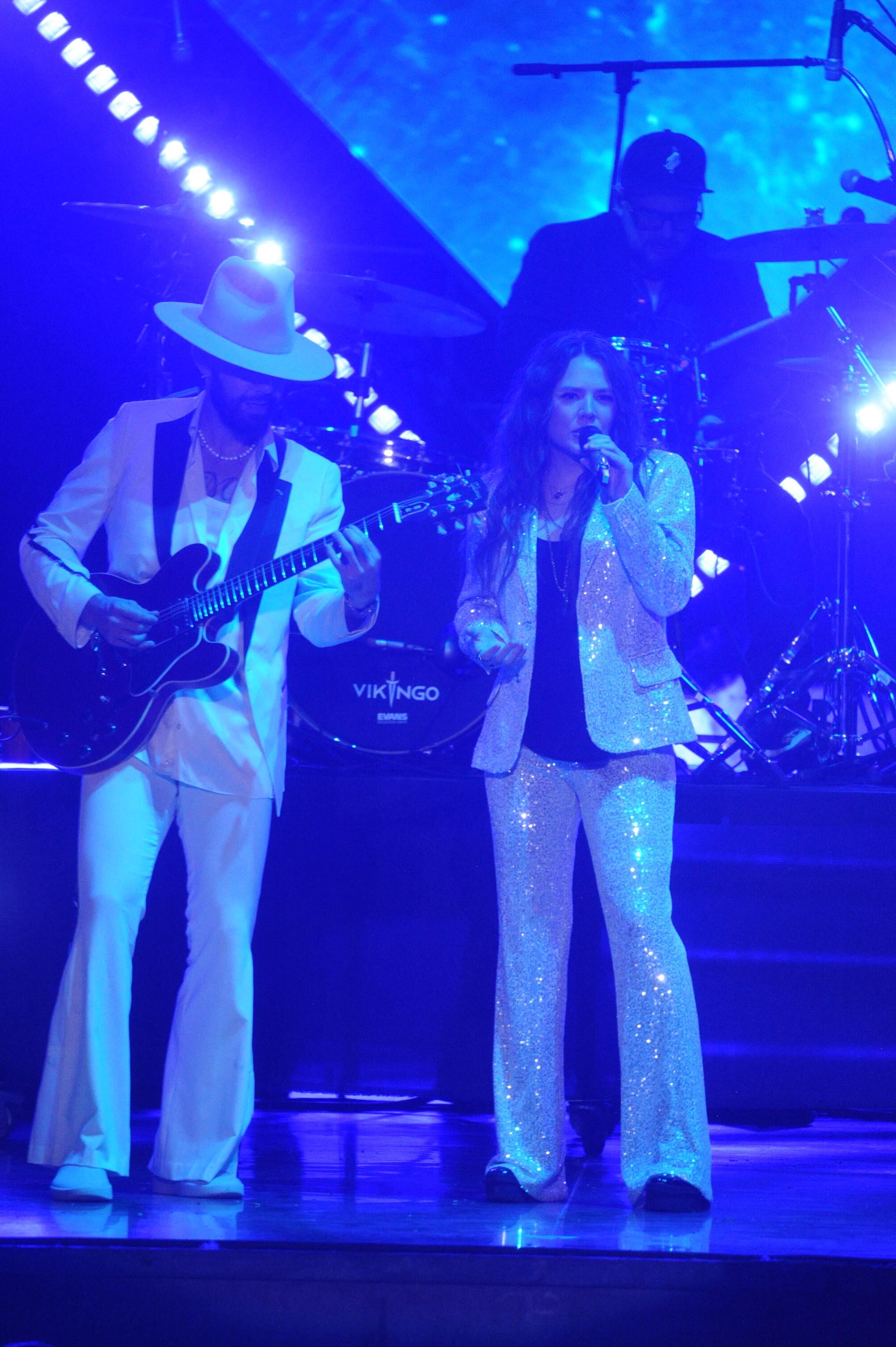 Imágenes de artistas como Joaquín Sabina, Shawn Mendes, Incubus, Camilo, Ha-Ash y otros que se presentarán en concierto en Costa Rica en el 2025.